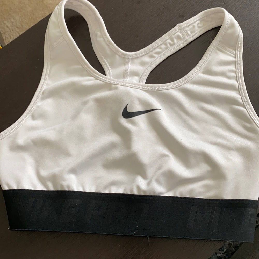 Sports bra